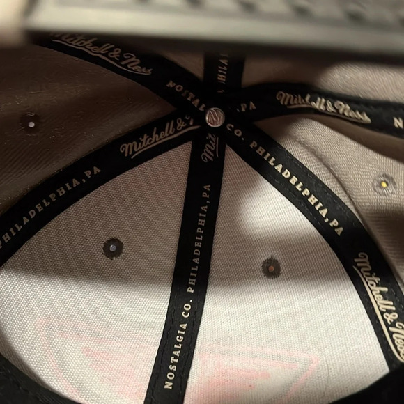 New Mitchel&Ness ball cap - Picture 5 of 5